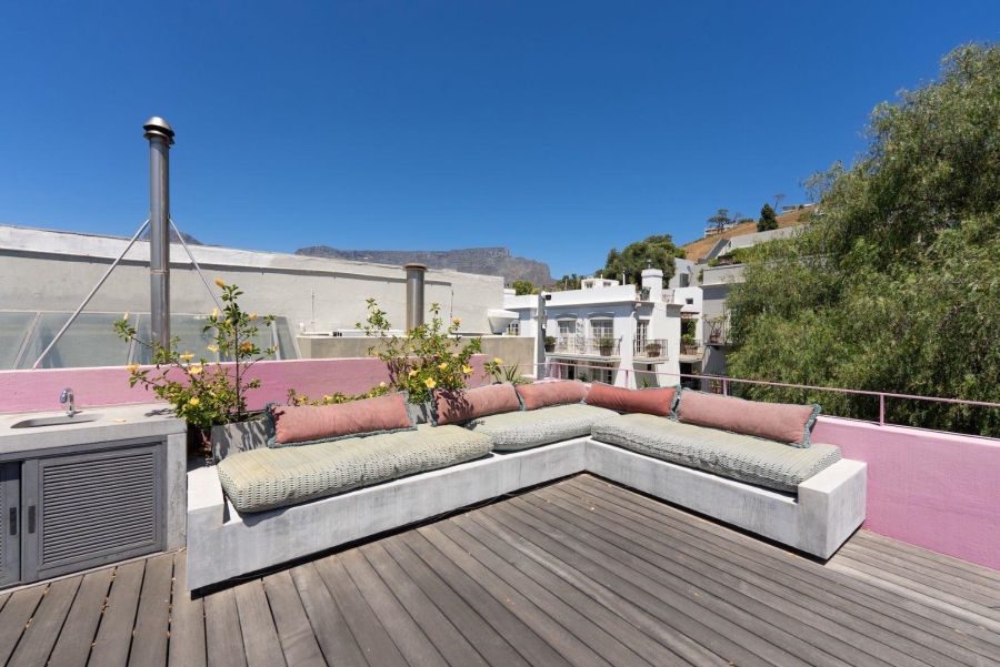 2 Bedroom Property for Sale in De Waterkant Western Cape